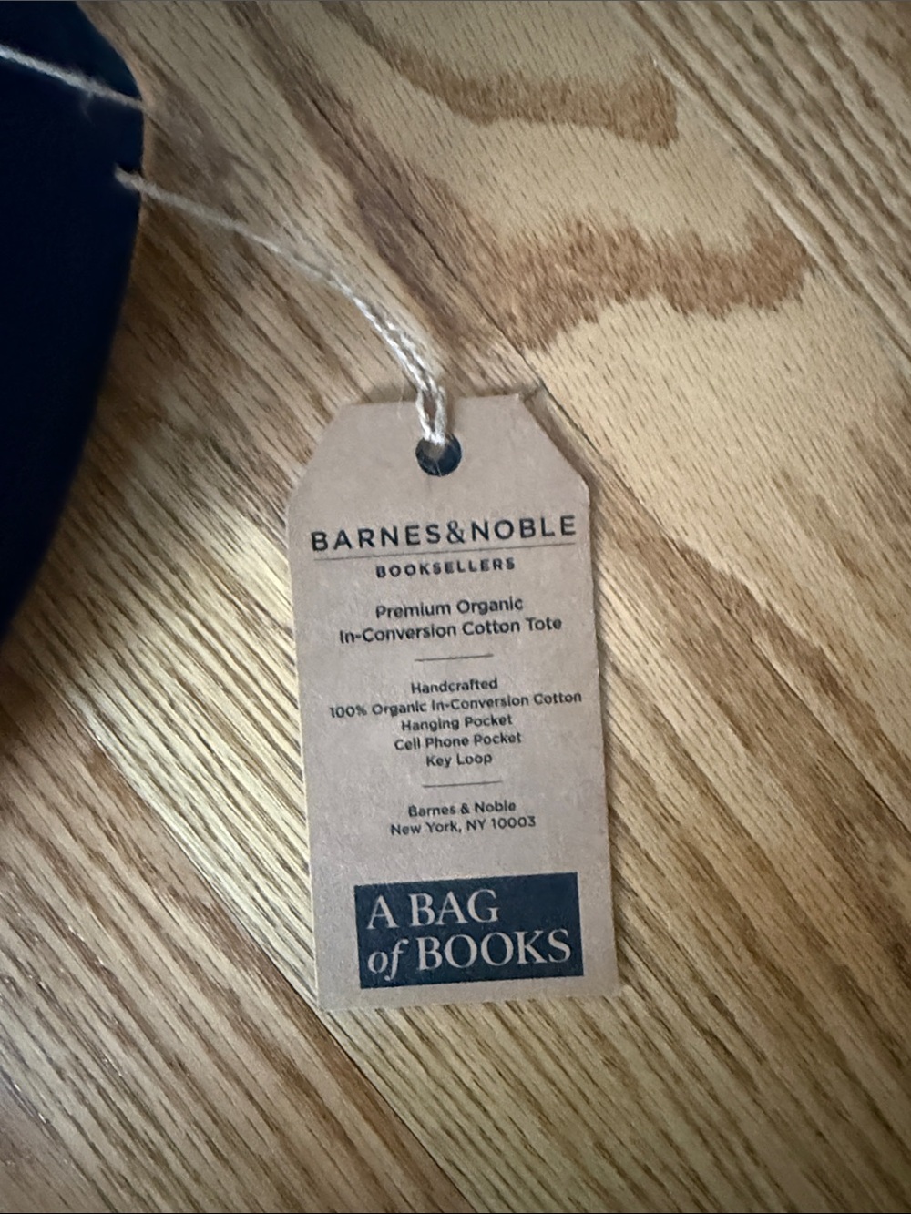 NWT Barnes & Noble Royal Blue Tote with Navy Trim - Picture 2 of 3